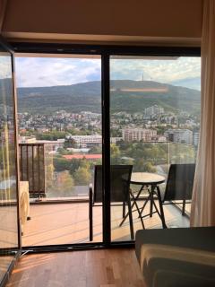 Diamond Residence Skopje with Mountain View - 9