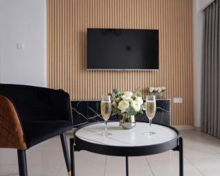 TelMar Central Modern Retreat - 5