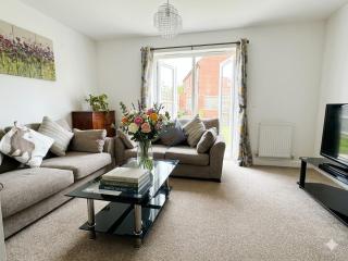 4Bed FreeParking Near Rolls-Royce Alstom DerbyCityCentre PridePark Sleeps 6 Contractors Offer - 1