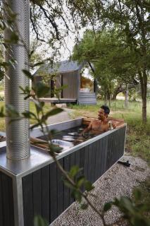 Nature Cabin Wood-Burning Hot Tub - 8