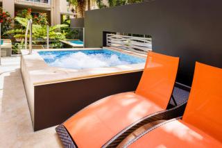 Stylish boutique Noosa Beach abode - 8