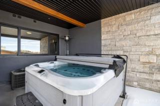 Luxury Ski In and Ski Out Condo with Private Hot Tub and Sauna - 7