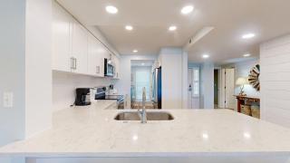 476 Captain's Walk - 7