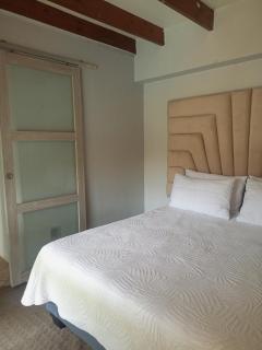 The Tranquility Suite & Spa - 8