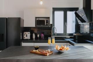 Port Vista Residence - 2
