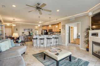 Balcony & Lake Views! Osage Beach Retreat - 2