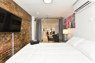 Luxury 3BR Waterfront Escape In FiDi Seaport - 3