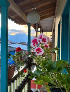 Charming Guest Room with Stunning Views in Jardn, Colombia - 3