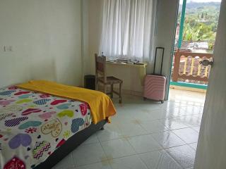 Charming Guest Room with Stunning Views in Jardn, Colombia - 1
