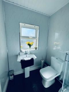 Woodman House - 7 Bedrooms - Sleeps 14 - 2