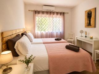 La Pimentera Central Apartments Marbella - con patio privado - Magnolia Properties - 1
