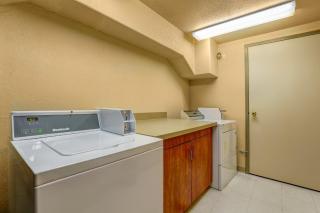Prairie Crest Red Deer by IHG - 4