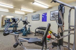 Prairie Crest Red Deer by IHG - 5