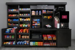 Candlewood Suites Granby Northwest by IHG - 6