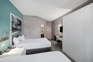 Prairie Crest Medicine Hat by IHG - 1