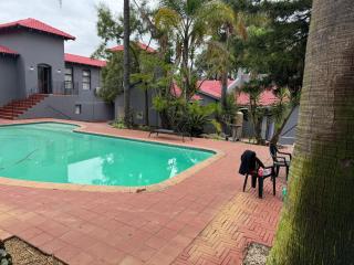 Modern 8-Unit Property in Ferndale Randburg with Cafe, Bar and Business Stays - 2