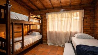Country house with a Jacuzzi for 10, a cinema, and 10 minutes from the airport - Finca Gabriela - 2