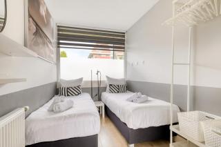 De Schelp 67, Free parking - 3