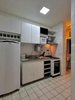 Apto Centro, 2Q, Ar, Wi-Fi, 2 Vagas de Garagem - 2