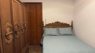 Casa Bairro Glória - Praia com Turismo de Compras - 2 quartos com ar condicionado split - 200 metros da Chocolates Garoto - 2 km da Praia da Costa, 2 vagas de garagem, Rede para Descanso e Wi-Fi 600 megas - Melhor localização! - 1