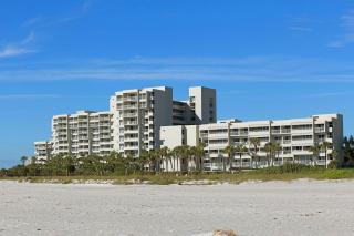 Inn on the Beach 2207 by FVC - 3