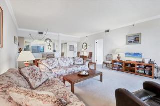 Buttonwood Cove 204B by FVC - 4