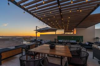 Mistiq Penthouse Private Rooftop Deck & Pool - 9