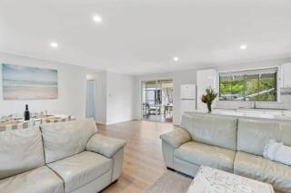 Banksia Beach House - 6