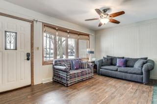 Lakefront Home w/ Views, 7 Mi to Dtwn Paw Paw - 7