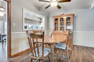 Lakefront Home w/ Views, 7 Mi to Dtwn Paw Paw - 4