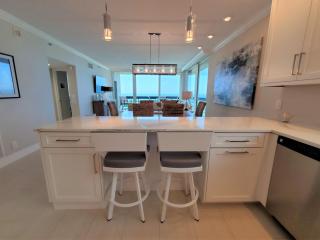 Beachplace 2 401 by FVC - 2