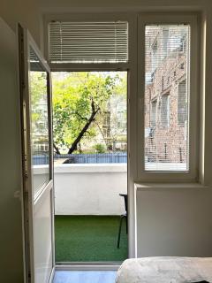 65 Central Apartment - 1