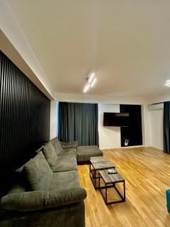 Emerald Luxury Apartments - 2