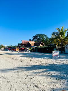 Tropical Charm - 8