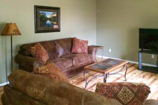 Extended-Stay 'Geyser Home' Near Yellowstone NP - 0