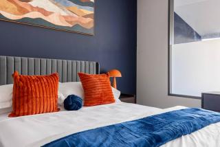 Luxe Apt w/ParkingGym/5 mins to Stadium/Lake View - 8