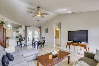 Shop, Swim and Sunbathe North Port Gem with Lanai! - 6