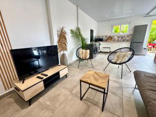 F3 avec piscine privée calme et nature - 4