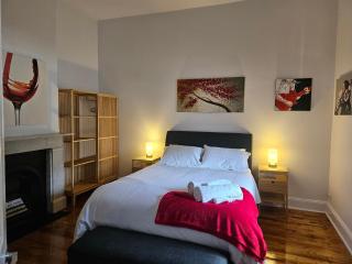 North Adelaide Cottage, perfect for fringe festival gather round -  - 5