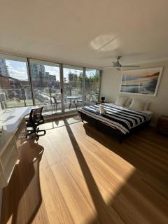 Apartment 7 The Penthouses Surfers Paradise - 0