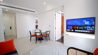 The Hill Residence Apartment in Sunset Town - 5