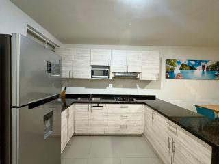 Departamento con BONITA VISTA , BALCÓN y ALBERCA !! en CERRITOS - 406 A - - 3