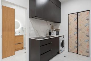 Central Modern Apartment - Easy Access Location - 7