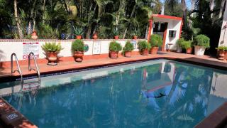 Modern 2BR Escape Close to Beach and American Flyers Training - 5