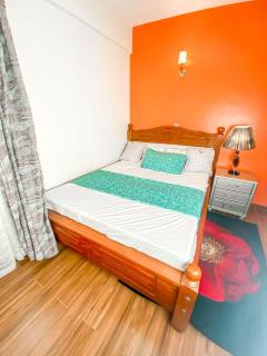 Kilimanis finnest 2bd rm near valley arcade - 6
