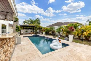 Luxury Home W Heated Pool & Spa Near IMG & Siesta Key Beach - 0