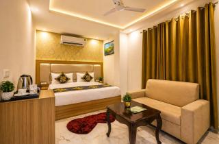 Hotel Travellers Suites By Decent - Delhi Airport Free Airport Pickup or Drop - 8