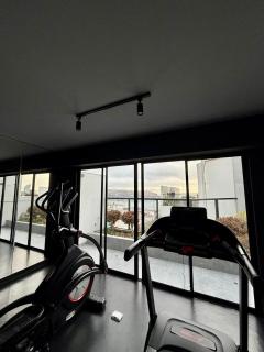 Modern 2BR Apt, Ocean View, Steps from Barranco - 1