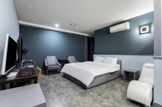 Pandora Hotel - 8