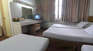 Hotel Supreme - 4